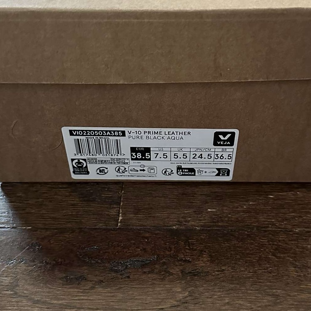 VEJA-V-10 Prime sneakers-size 7.5-blue/white-brand new in box. - Picture 4 of 11